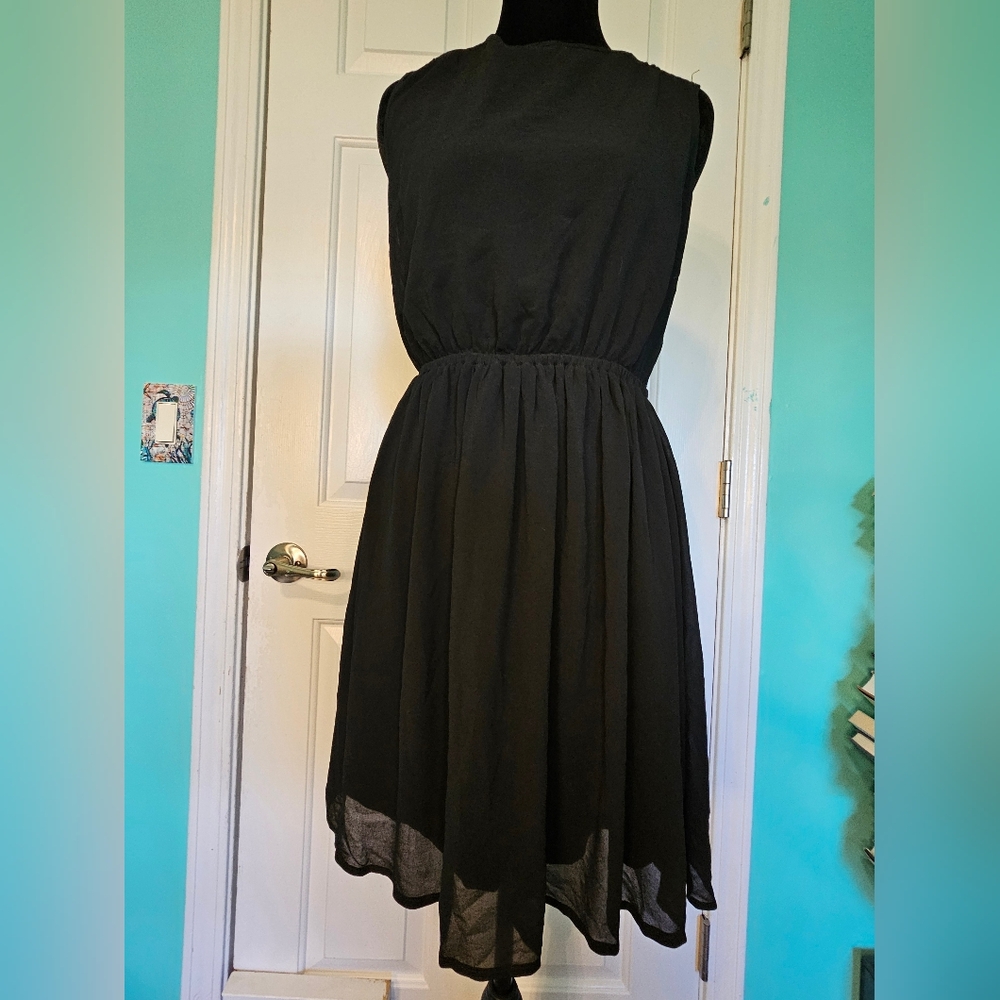 Forever 21 Black Lace Junior's Dress Sz M